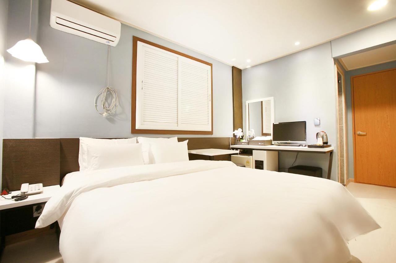Eton Hotel Chuncheon Exterior photo