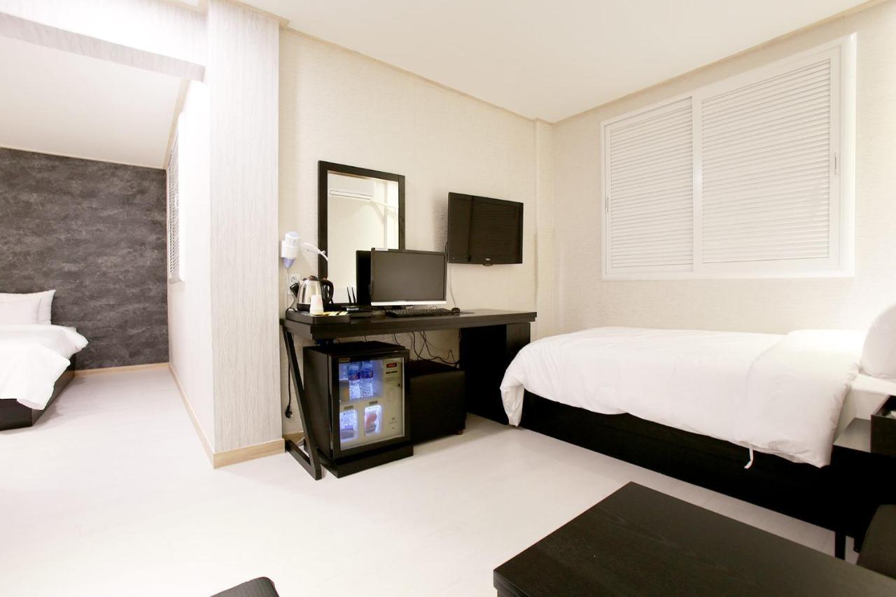Eton Hotel Chuncheon Exterior photo